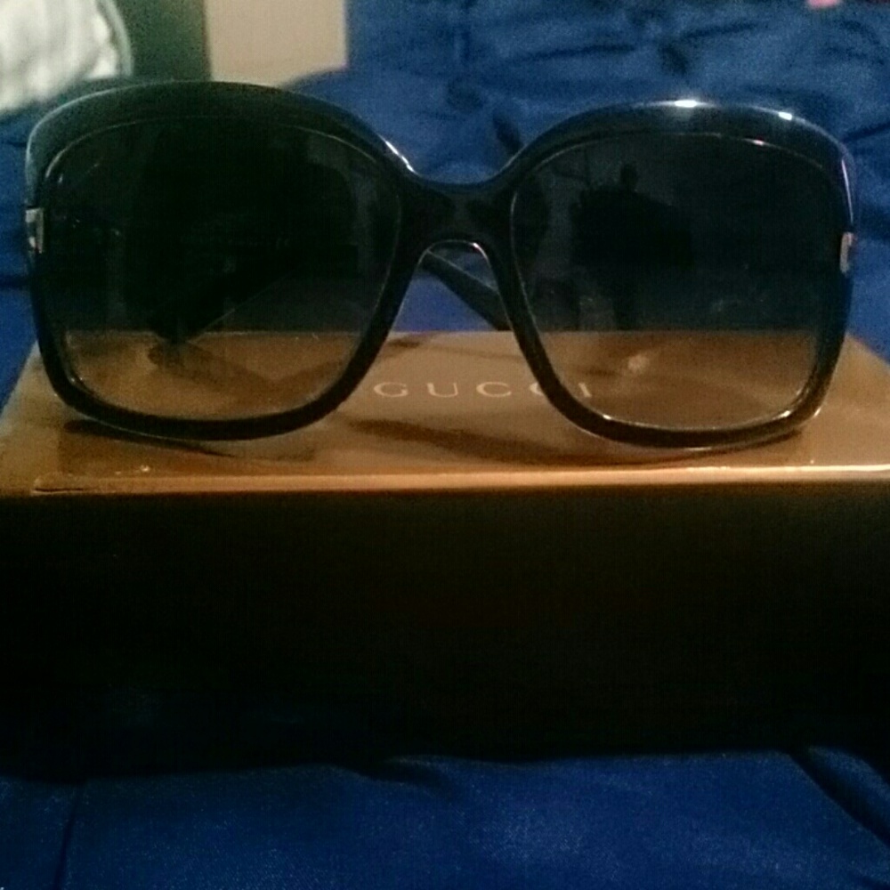 Gucci sunglasses